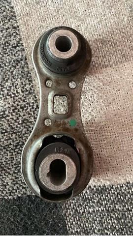 8200103263 Подушка (опора) двигателя правая верхняя купить Киев