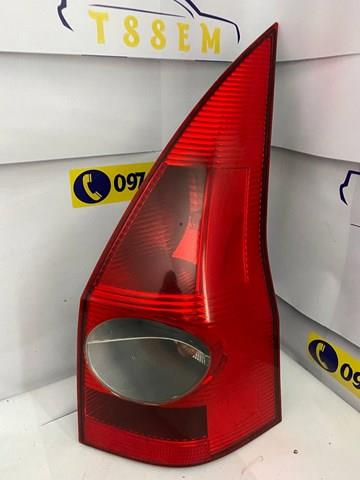 Задняя правая фара 8200142683 RENAULT