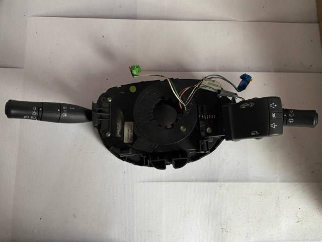 Переключатели подрулевые 8200155865 RENAULT