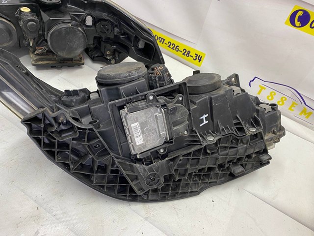 8200555906 RENAULT Фара правая купить в Ирпень