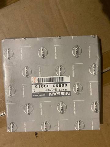 NISSAN B655389915 Уплотнитель заднего фонаря в наличии Ровно