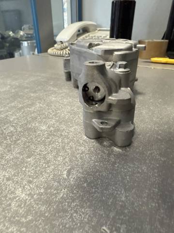 GLOSSYAUTOPARTS EBY421946A8005 Насос масляный в наличии Павлоград