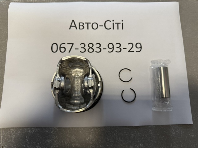 EBY438021B2464 GLOSSYAUTOPARTS Поршень в комплекте на 1 цилиндр, STD купить в Черновцы
