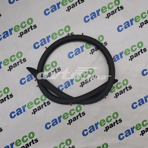 Резинка под капот 104761300A Tesla Model