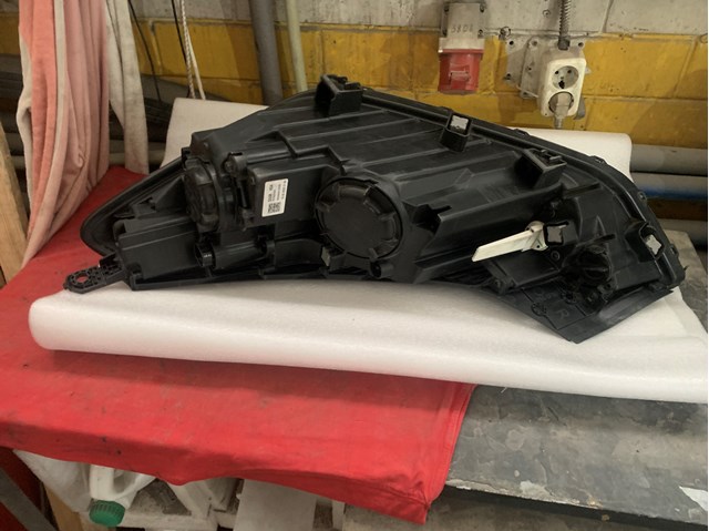 HYUNDAI 92102D7600 Правая фара в наличии Хмельницкий