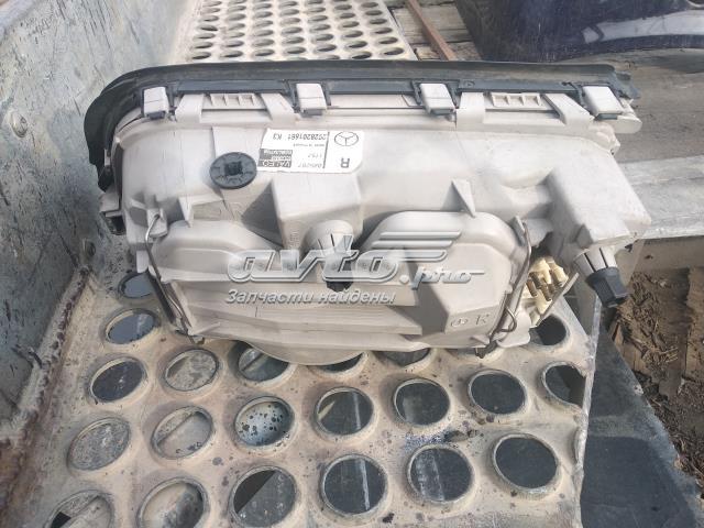 A2028201661 MERCEDES Правая фара купить в Одесса