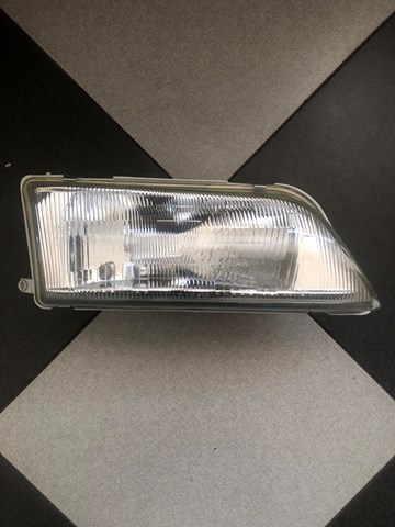 NISSAN 2601044U25 Правая фара в наличии Тернополь