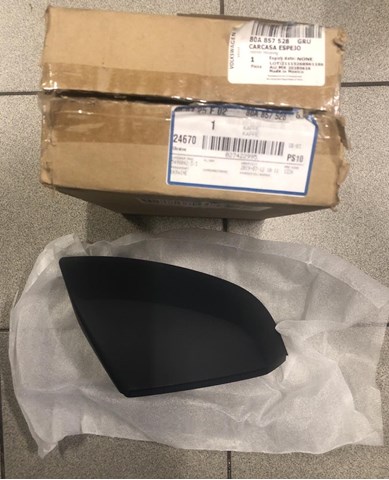 80A857528GRU VAG Накладка (крышка) зеркала заднего вида правая купить в Чернигов