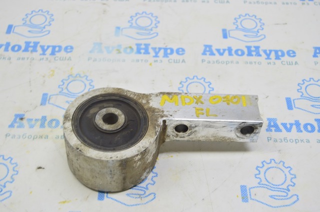 Сайлентблок нижний передней подвески 04513STX000 HONDA