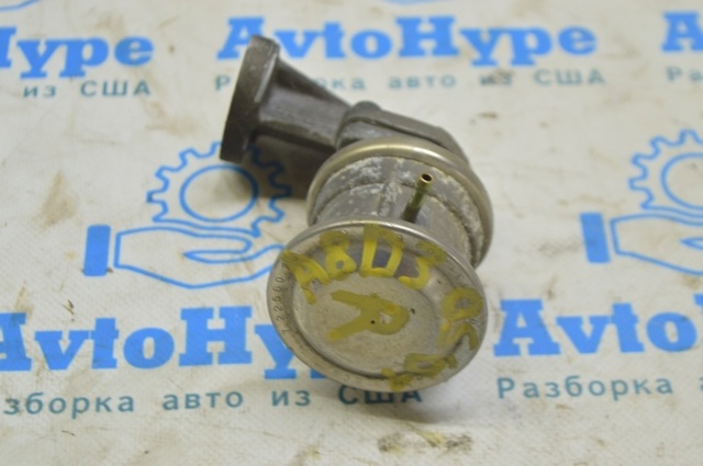 Клапан подачи вторичного воздуха 06C131102E VAG