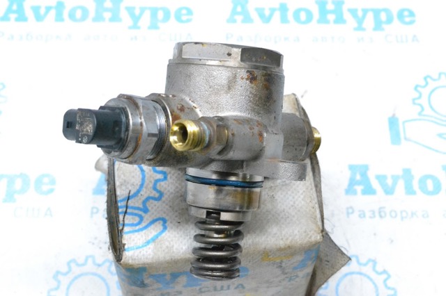Насос топливный высокого давления 06M127026P VAG