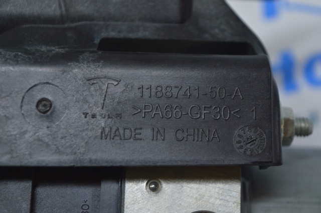 Насос АБС (ABS) главного тормозного цилиндра 104474500B TESLA