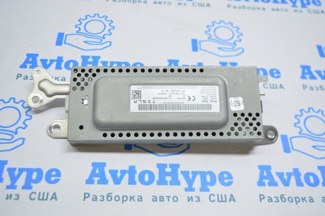 Магнитола (радио AM/FM) 107974900D TESLA