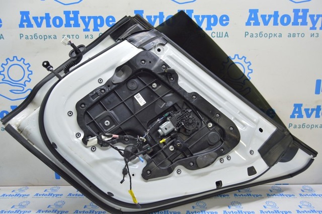 1081440E0C TESLA Дверь задняя правая купить в Кривой Рог