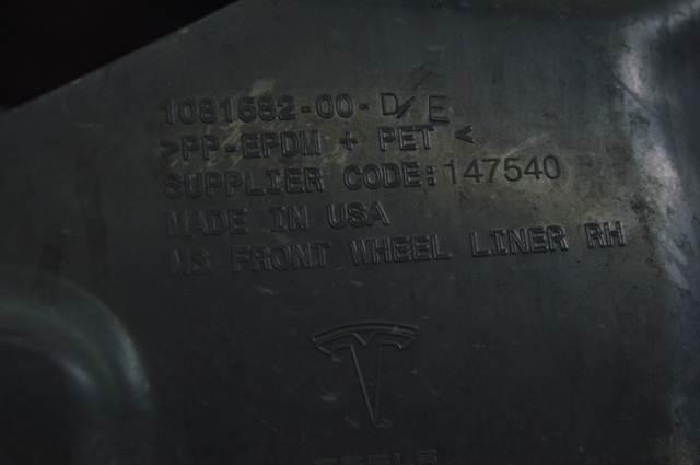 TESLA 108158200D Подкрылок передний правый в наличии Одесса