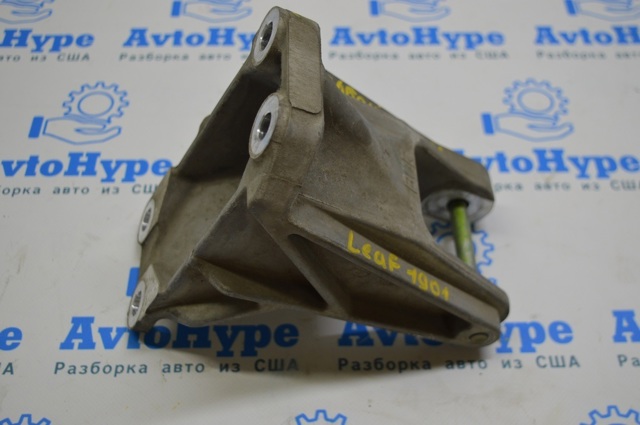 113333NF0A Кронштейн подушки (опоры) двигателя задней купить Киев