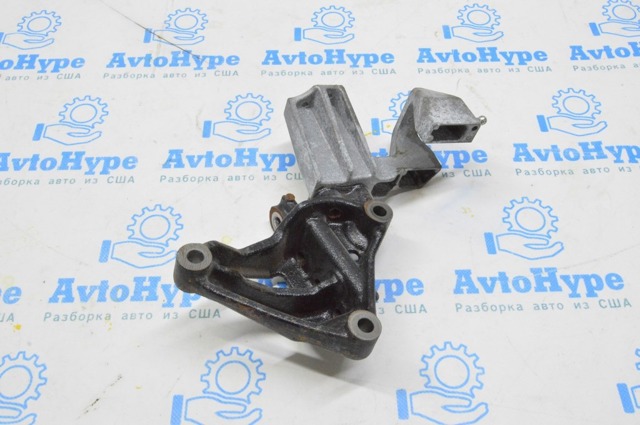 TOYOTA 1231525031 Кронштейн подушки (опоры) двигателя правой в наличии Черкассы