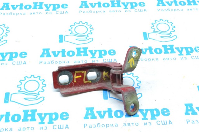 Петля передней двери левая 13501712 GM