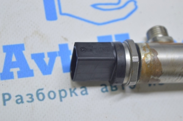 Датчик давления топлива 13537620946 BMW