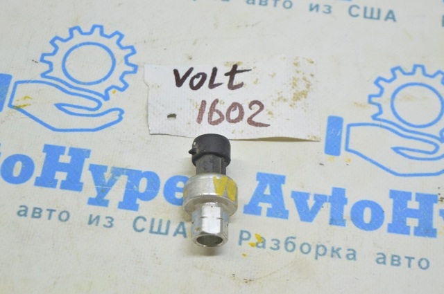 Датчик абсолютного давления кондиционера 13587668 GM