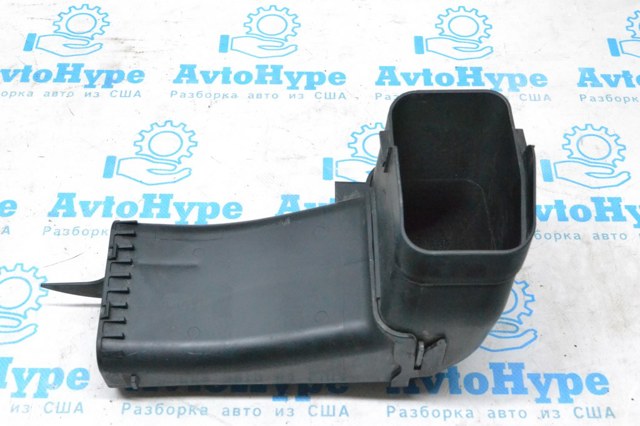 BMW 13717597584 Патрубок воздушного фильтра в наличии Ужгород