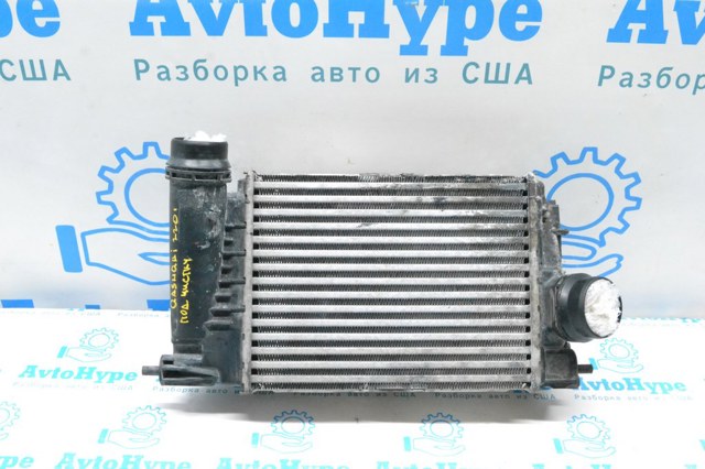 Радиатор интеркуллера 1441100Q4L NISSAN