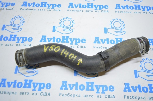 Патрубок системы охлаждения 165710V070 TOYOTA