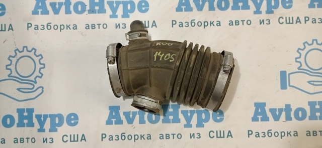 Патрубок воздушный, дроссельной заслонки 165764BA2B NISSAN
