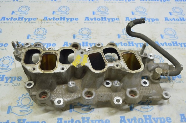 Впускной коллектор 1710120070 TOYOTA