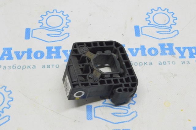 BMW 17118642753 Кронштейн (подушка крепления) радиатора нижний в наличии Львов