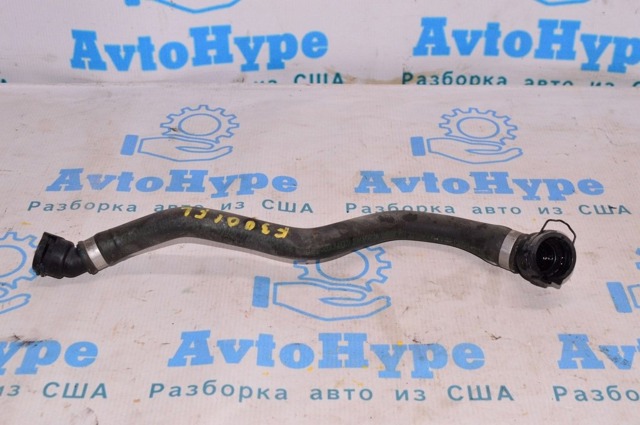 Шланг термостата 17127596841 BMW