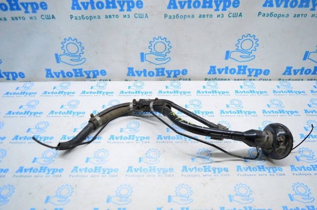 NISSAN 172213JA0A Патрубок бака, к заливной горловине в наличии Украина