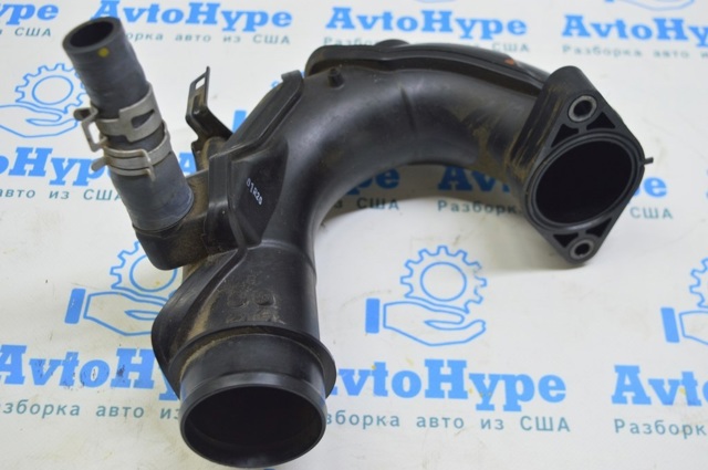 Патрубок интеркуллера 172706A0A00 HONDA
