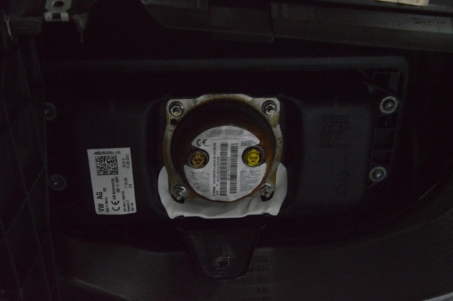 Подушка безопасности (AIRBAG) пассажирская 17A880204E VAG
