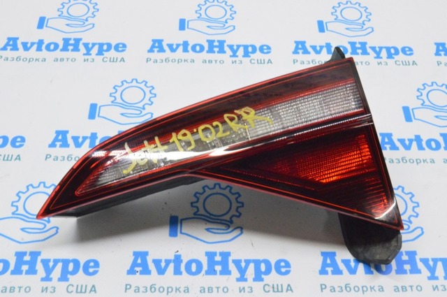 17A945094 VAG Фонарь задний правый внутренний