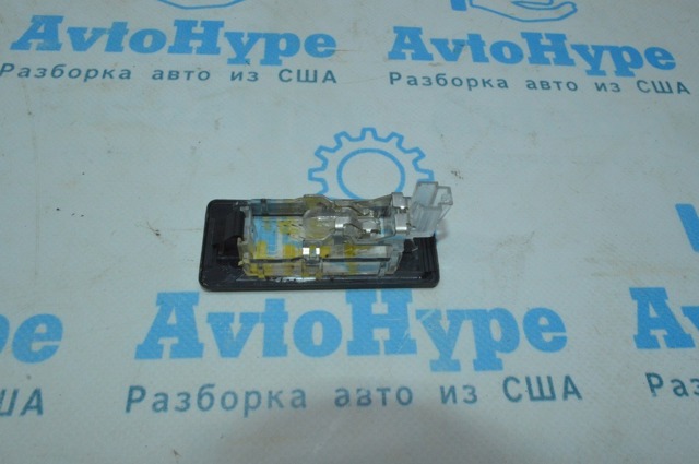 1J5943021D Фонарь подсветки заднего номерного знака купить Черкассы