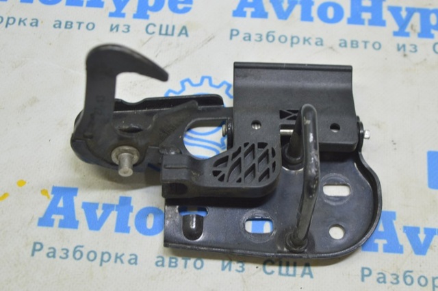 1T0823480B PORSCHE Замок капота купить в Запорожье