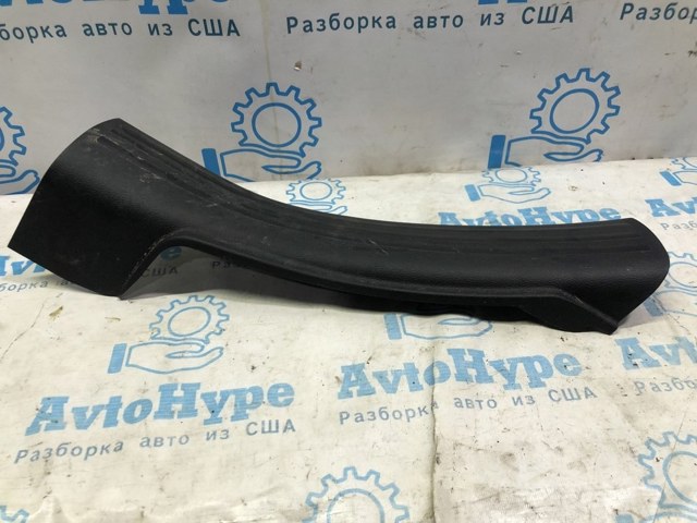CHRYSLER 1UD22DX9AD Накладка дверного порога внутренняя задняя правая в наличии Каменское