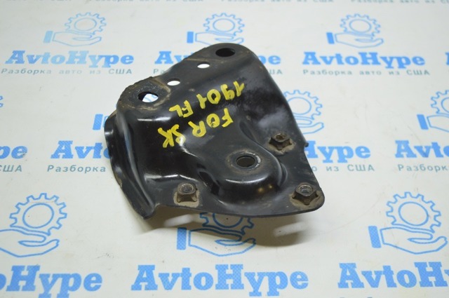 Кронштейн передней балки 20216FL030 SUBARU