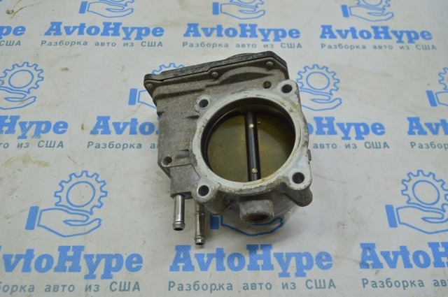 TOYOTA 2203031030 Дроссельная заслонка в сборе в наличии Ровно
