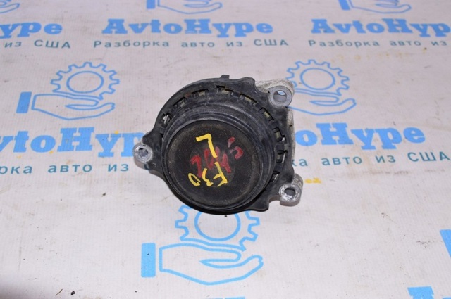BMW 22116856183 Подушка (опора) двигателя левая в наличии Днепр