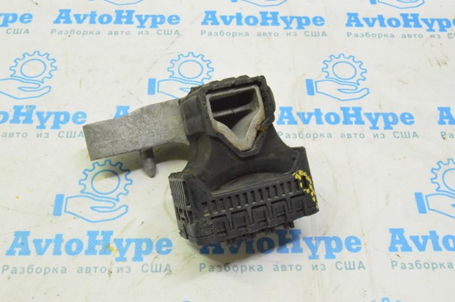 Опора двигателя 22118835572 BMW