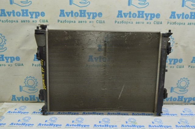 HYUNDAI 253103Q500 Радиатор охлаждения двигателя в наличии Житомир