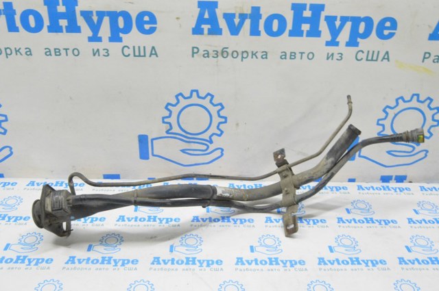 Заливная горловина топливного бака 310303Q500 HYUNDAI