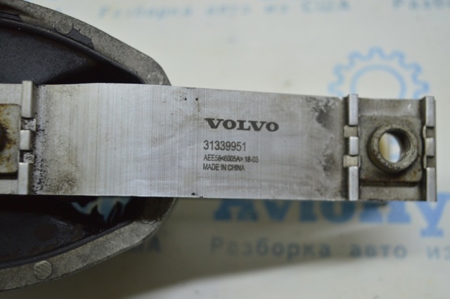31339951 VOLVO Кронштейн подушки (опоры) двигателя задней купить в Полтава