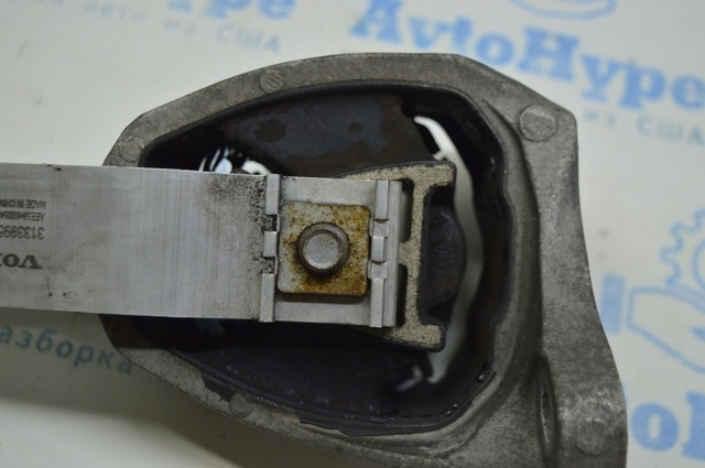 VOLVO 31339951 Кронштейн подушки (опоры) двигателя задней в наличии Каменское