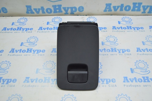 Ящик для перчаток 31366376 VOLVO