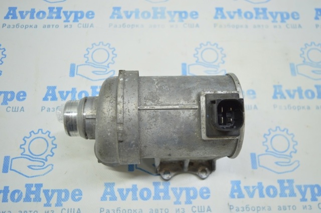 Насос охлаждения 31368715 VOLVO