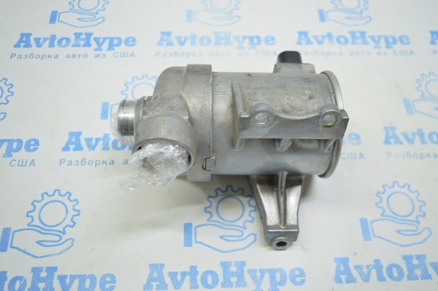 VOLVO 31368715 Помпа водяная (насос) охлаждения в наличии Полтава
