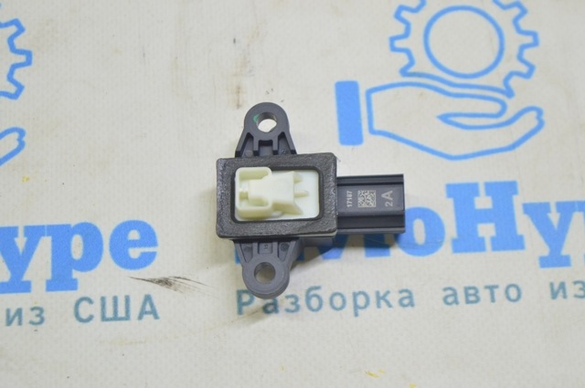 VOLVO 31406731 Датчик удара в наличии Ровно